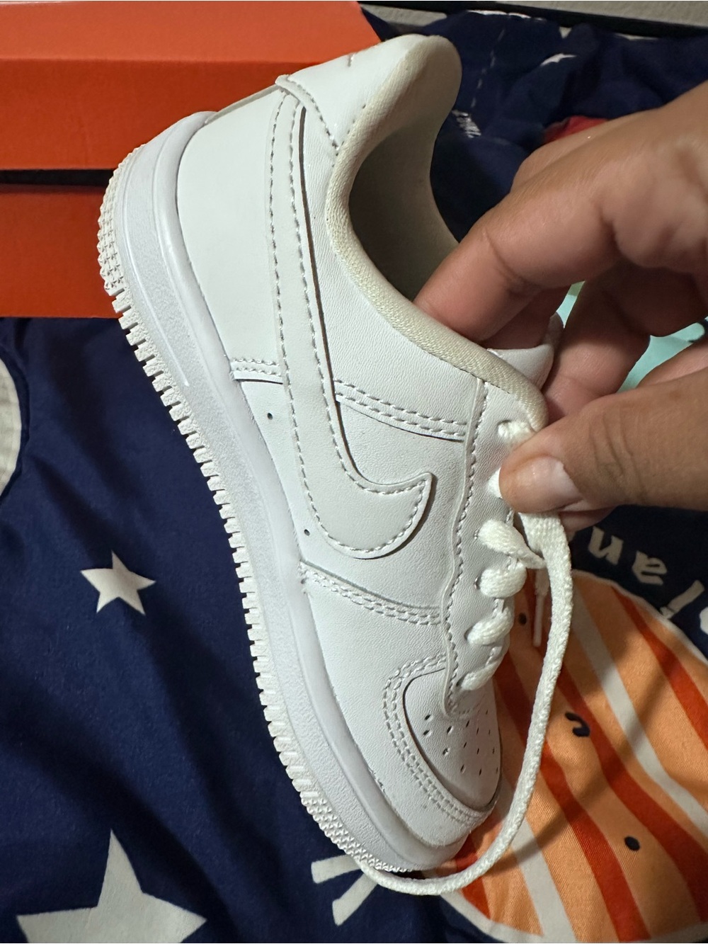 Nike Kids Classic White Low-Top Sneakers - Picture 6 of 6
